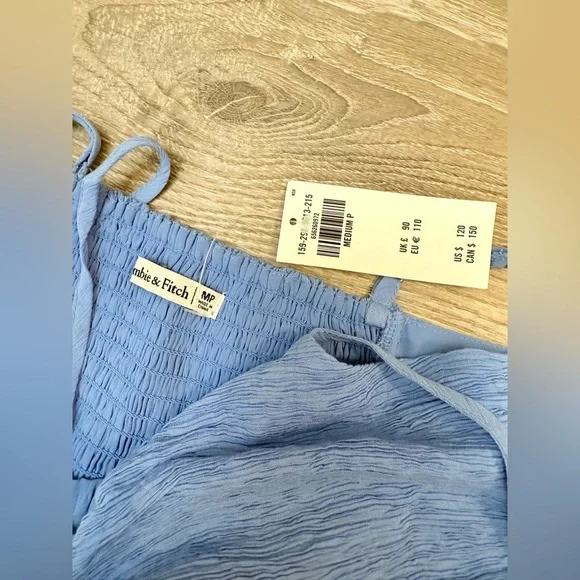 NWT Abercrombie Crinkle Textured Ruched Maxi Dress Medium Petite - Picture 9 of 13